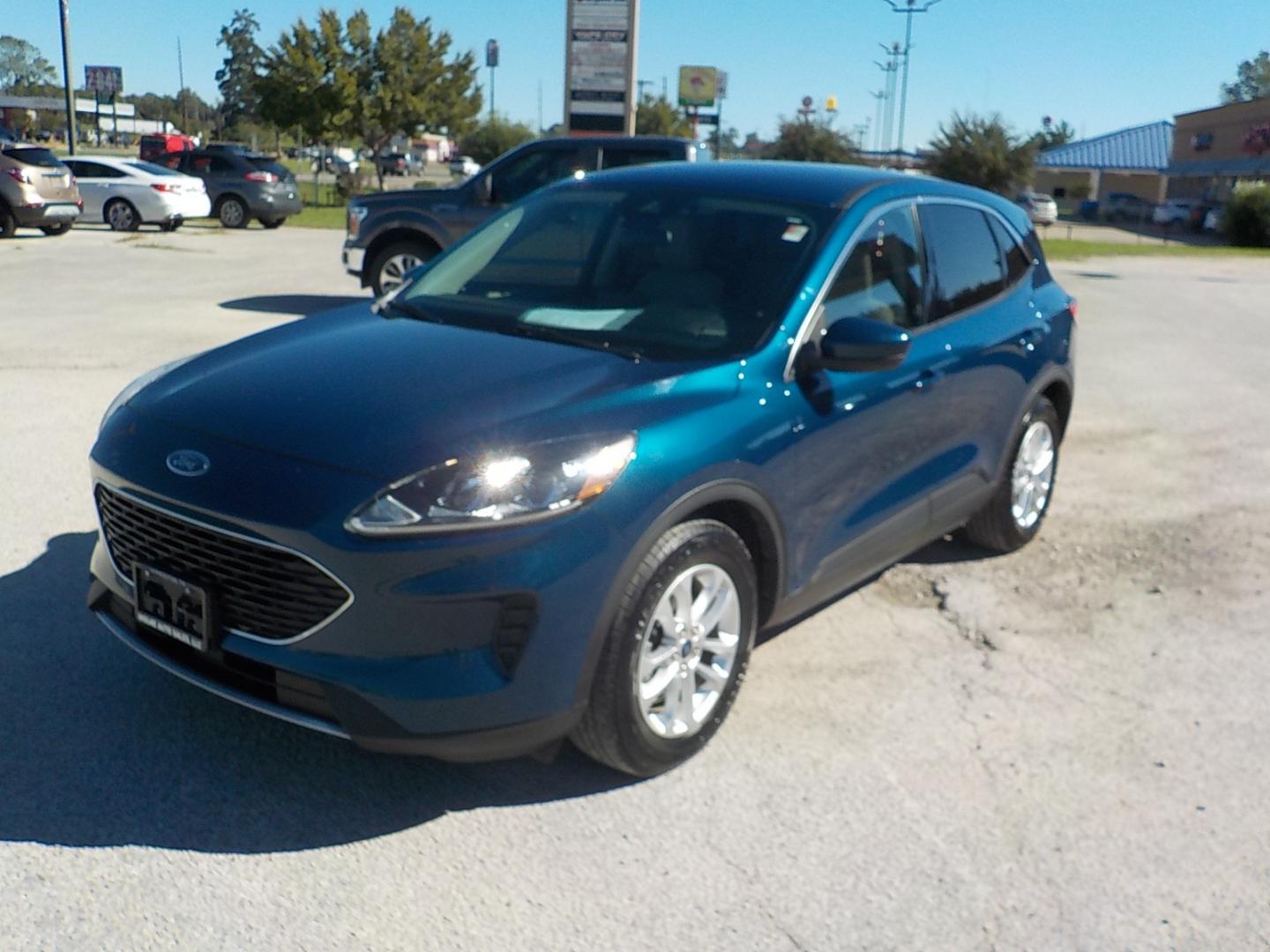 2020 Green Ford Escape (1FMCU0G69LU) with an 3 cyl engine, Automatic transmission, located at 1617 W Church Street, Livingston, TX, 77351, (936) 327-3600, 30.710995, -94.951157 - Love these!! Great economy in a comfortable ride! - Photo#3